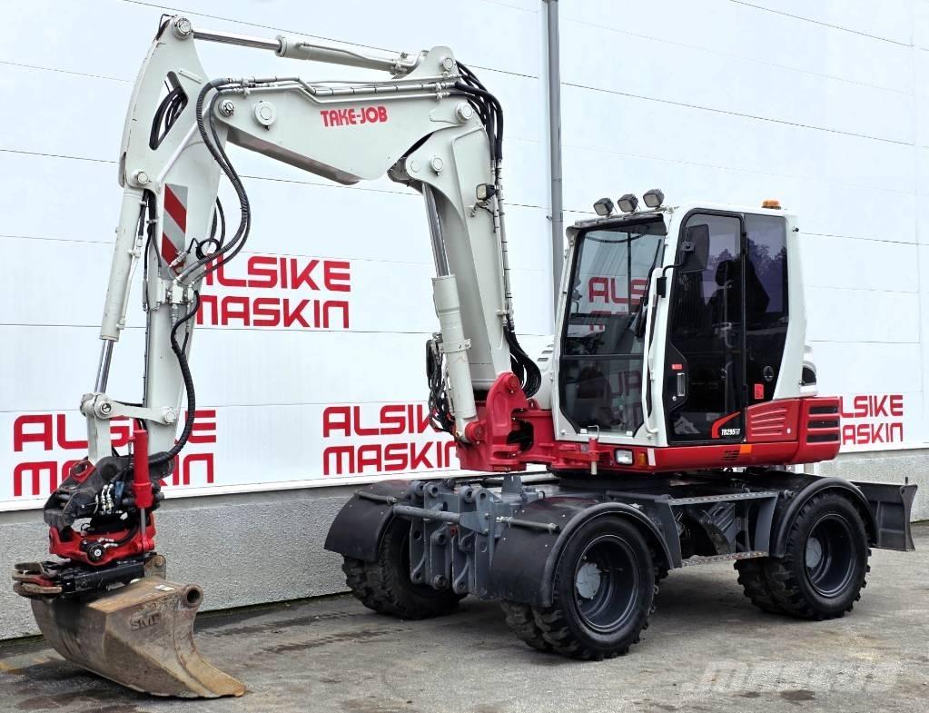 Takeuchi TB 295 W Ratiniai ekskavatoriai