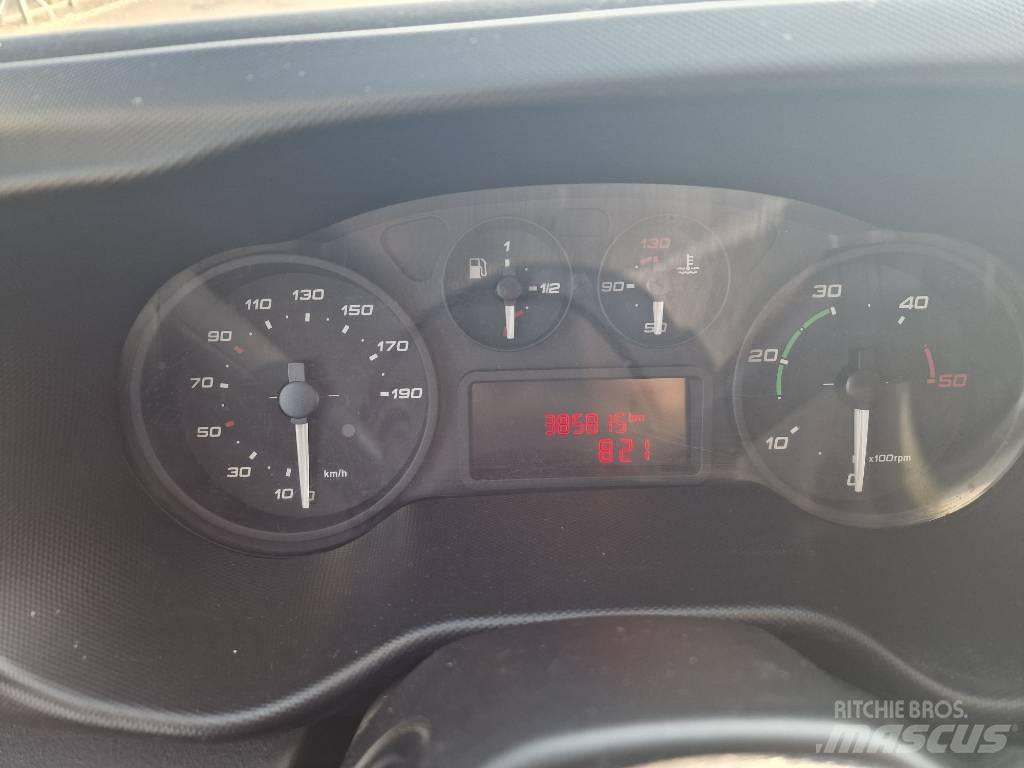 Iveco Daily 35 S11 Krovininiai furgonai