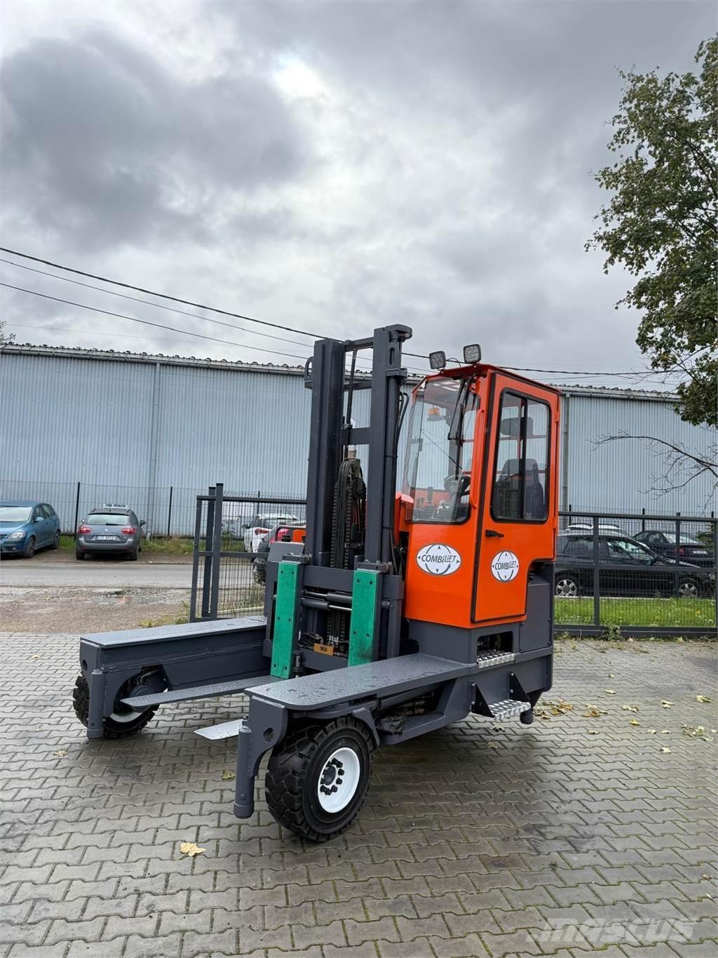 Combilift C5000 XL Šakiniai krautuvai su privažiavimu iš visų keturių pusių