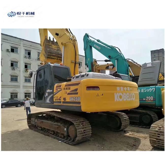 Kobelco SK 250 Vikšriniai ekskavatoriai