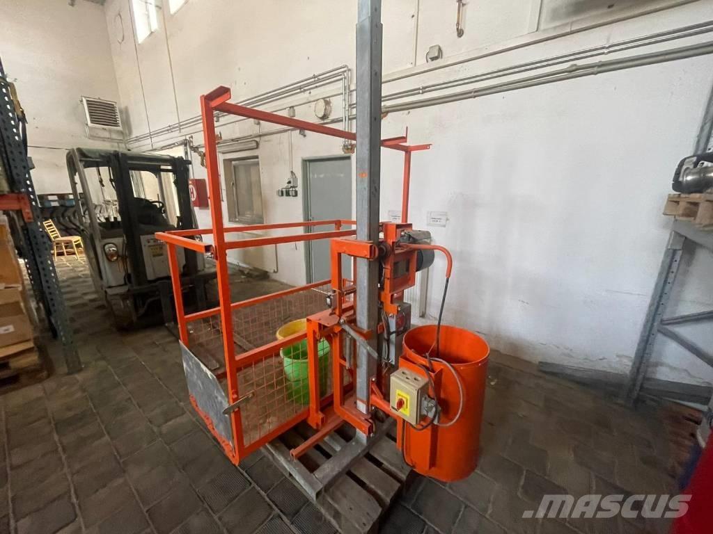 Ebbs & Radinger ZL200 Statybiniai keltuvai