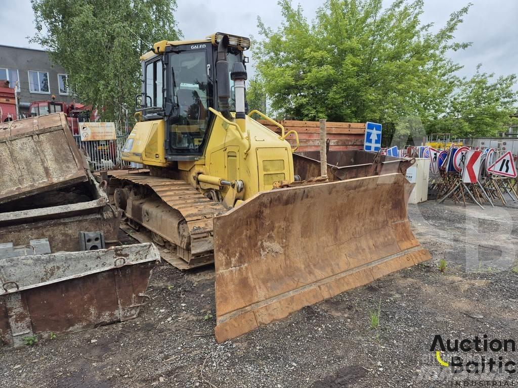 Komatsu D51EX-22 Vikšriniai buldozeriai
