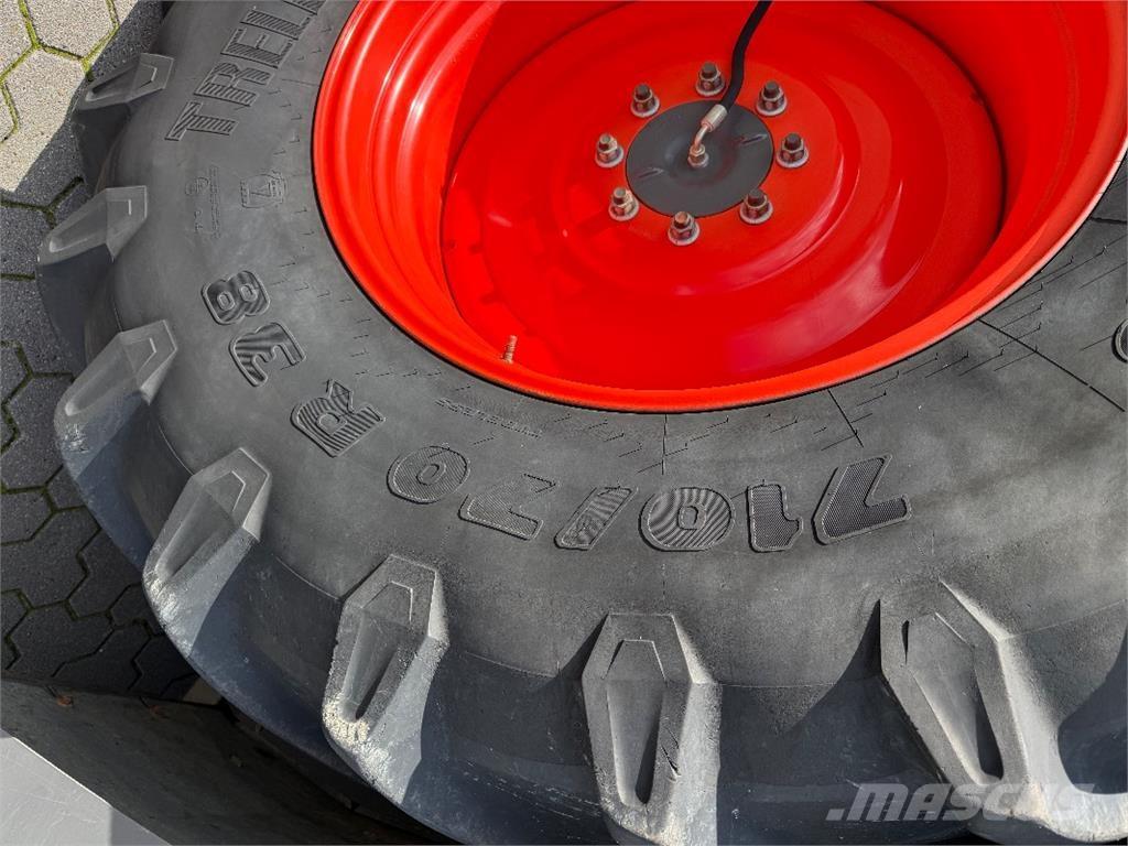 CLAAS Jaguar 940 Pašarų kombainai