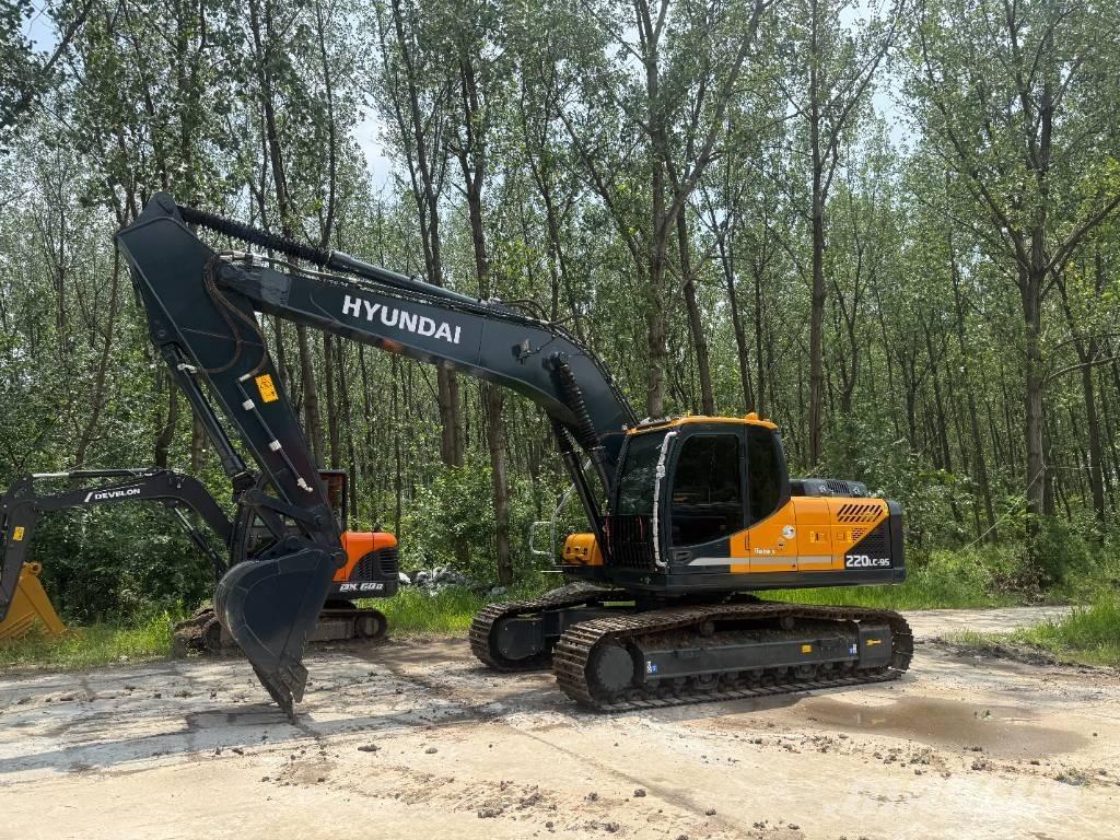 Hyundai R220lc-9s Vikšriniai ekskavatoriai