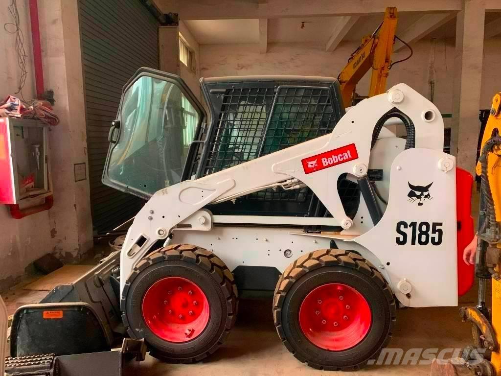 Bobcat S 185 Krautuvai su šoniniu pasukimu