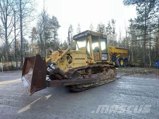 CAT D5B 44x890 Vikšriniai buldozeriai