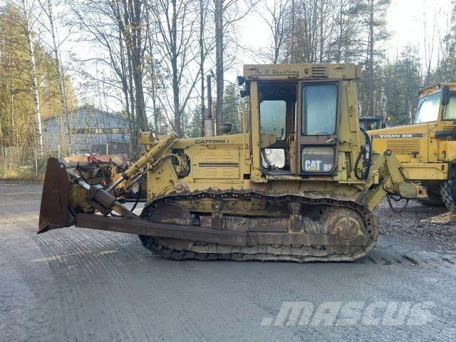 CAT D5B 44x890 Vikšriniai buldozeriai