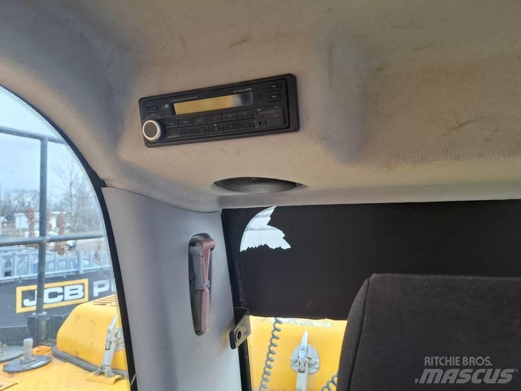 JCB JS 160 W Ratiniai ekskavatoriai