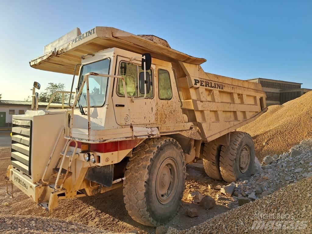 Perlini DP-605 Atliekų išvežimo technika