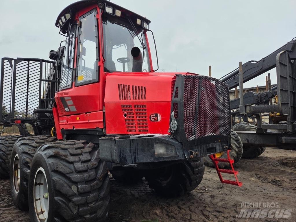 Komatsu 845 Naudoti miškovežiai (Forvarderiai)