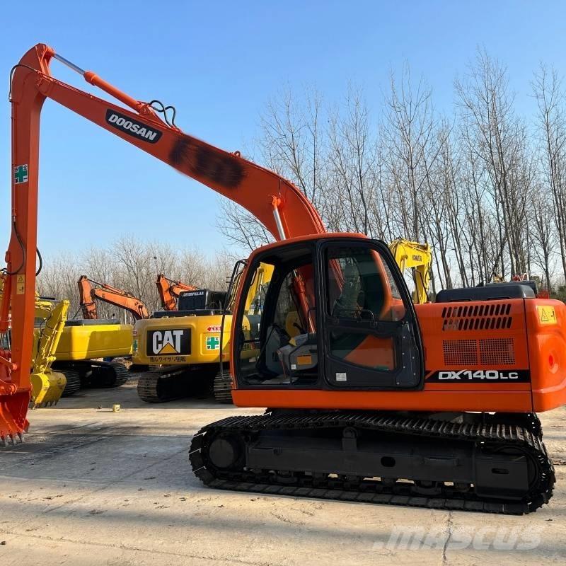 Doosan DX 140 Vidutinės galios ekskavatoriai 7-12 t