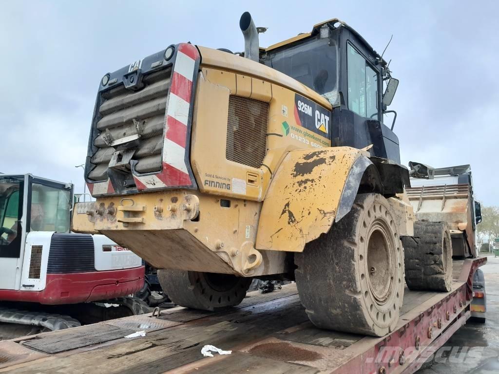 CAT 926 m Naudoti ratiniai krautuvai