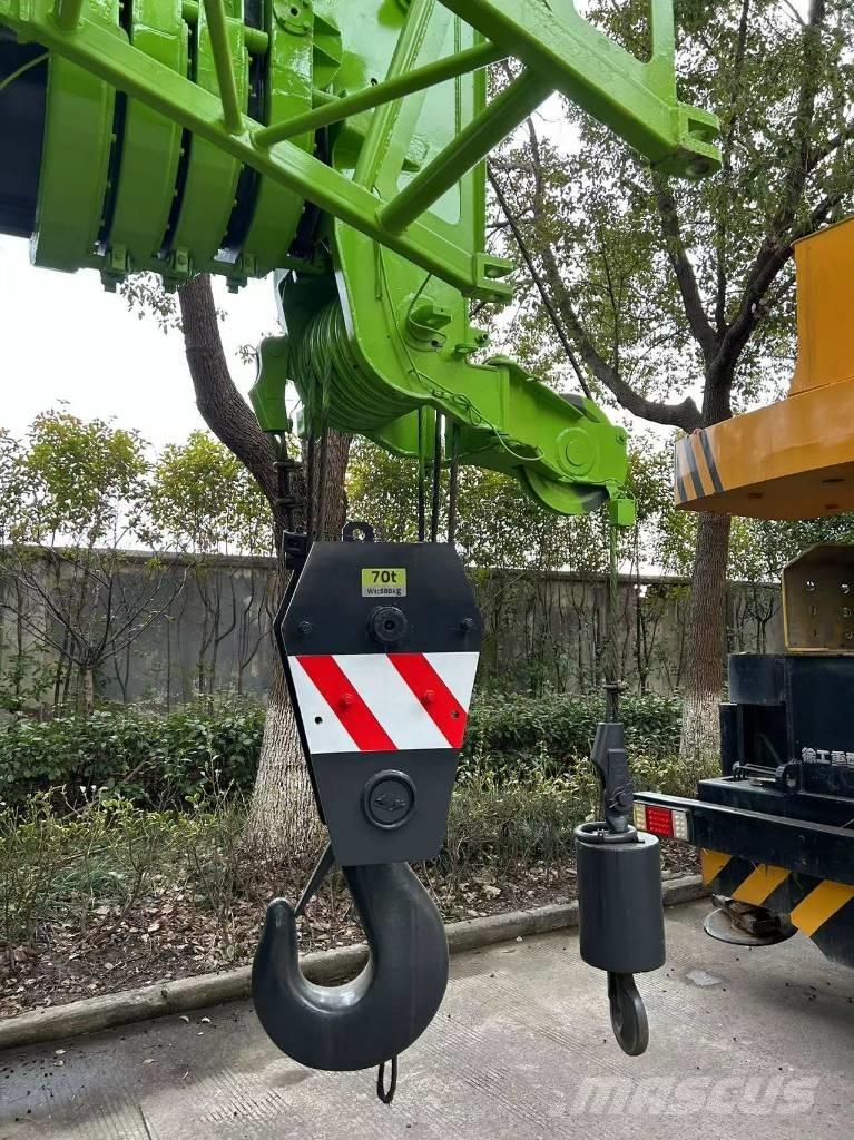 Zoomlion ZTC 700 V Visureigiai kranai
