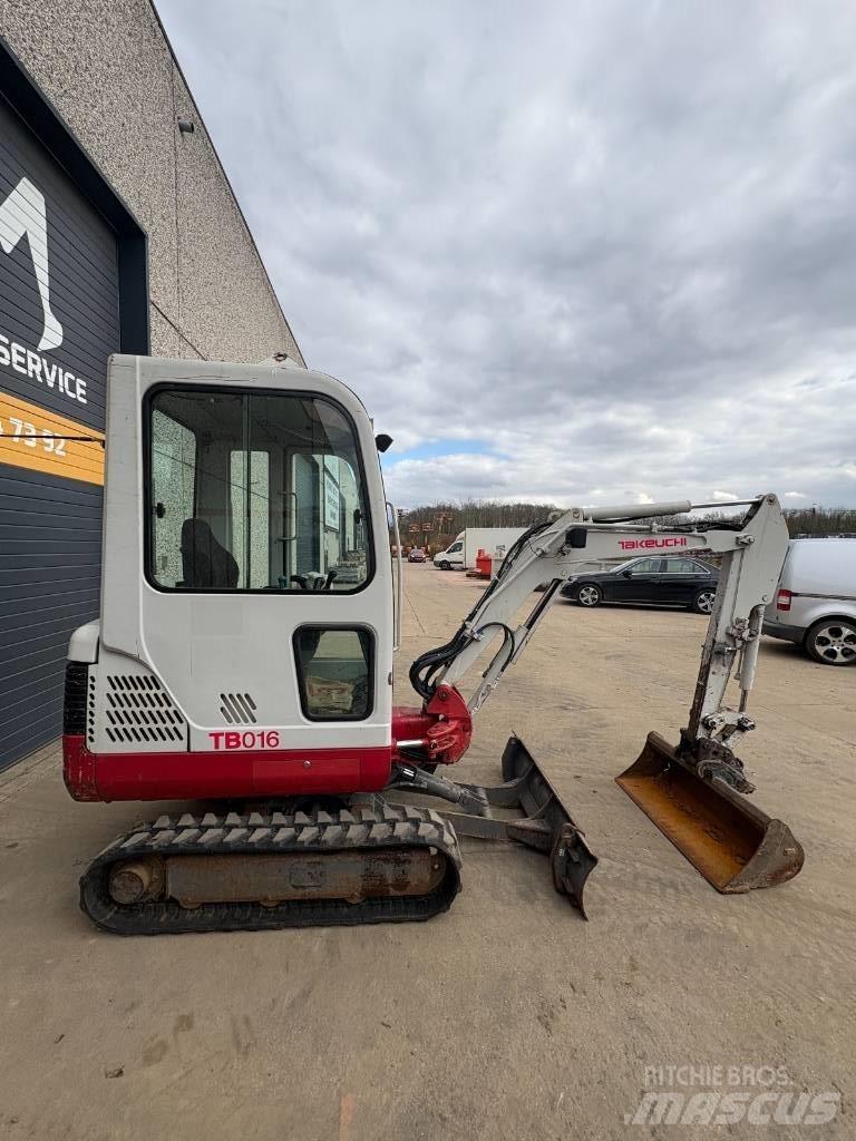 Takeuchi TB016 Mini ekskavatoriai < 7 t