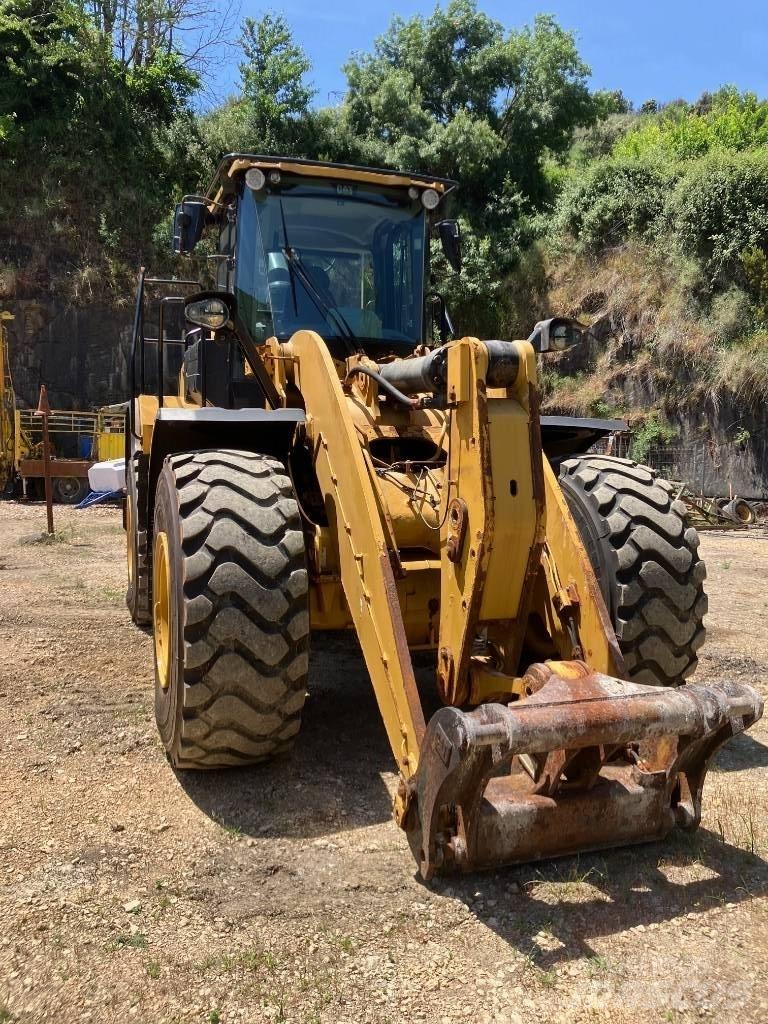 CAT 950 M Naudoti ratiniai krautuvai