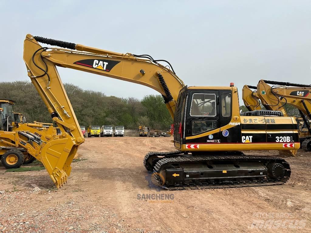 CAT 320 B L Vikšriniai ekskavatoriai