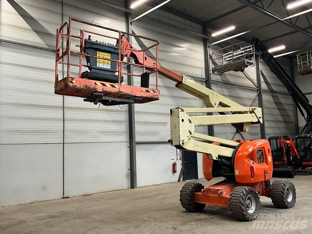 JLG 450 AJ Alkūniniai keltuvai