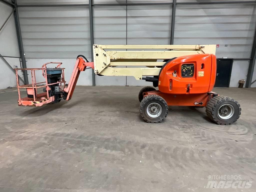 JLG 450 AJ Alkūniniai keltuvai