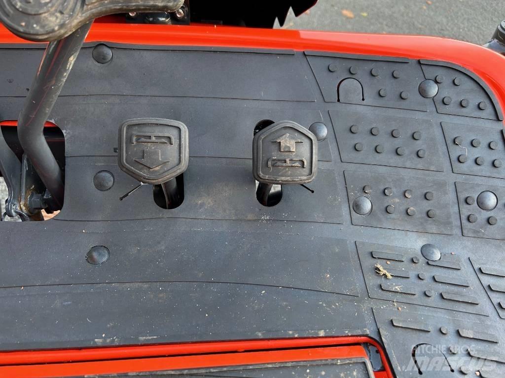 Kubota ZD 1211 Sodo traktoriukai-vejapjovės