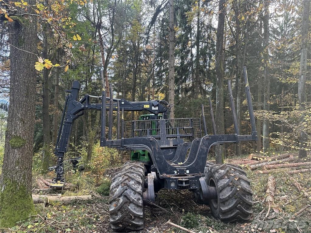 John Deere 1510G Naudoti miškovežiai (Forvarderiai)