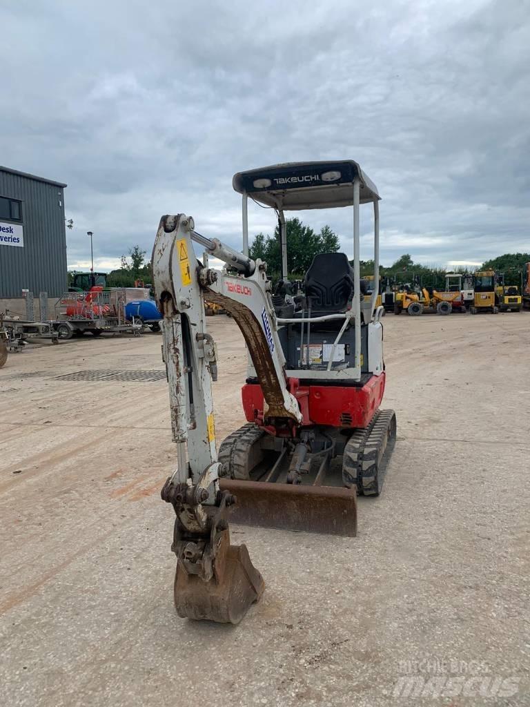 Takeuchi TB 215 R Mini ekskavatoriai < 7 t