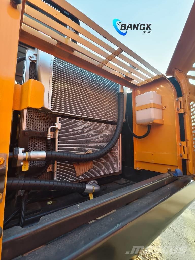 Hyundai 305LC-9T Vikšriniai ekskavatoriai