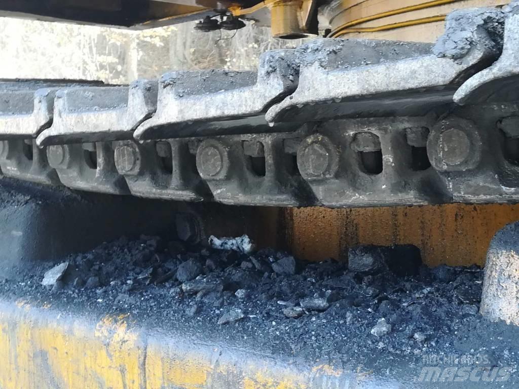 Liebherr 974 Vikšriniai ekskavatoriai