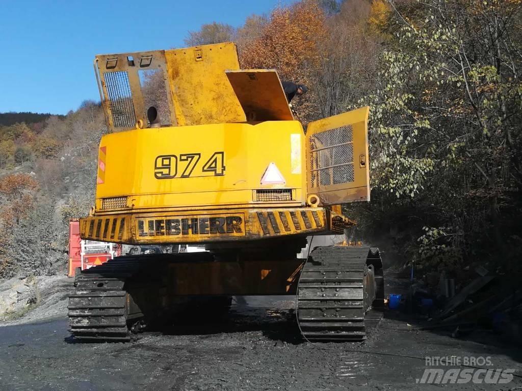 Liebherr 974 Vikšriniai ekskavatoriai