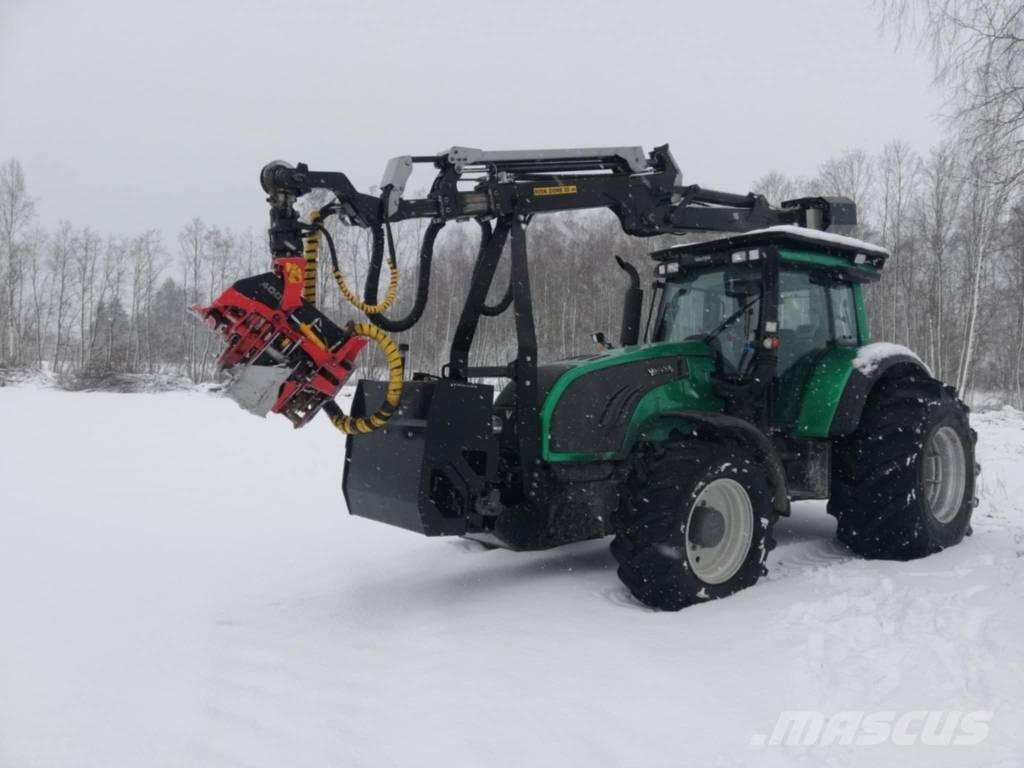 Valtra T202 Miško technika (Harvesteriai)