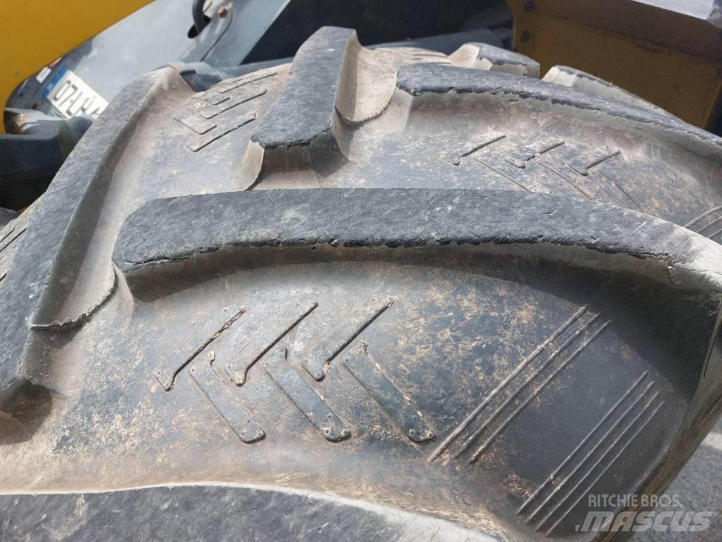 Komatsu WA320-5 Naudoti ratiniai krautuvai
