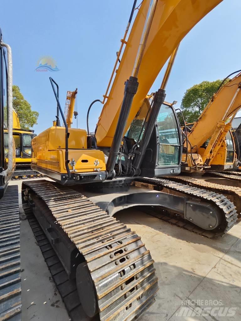 Hyundai R220LC-9S Vikšriniai ekskavatoriai