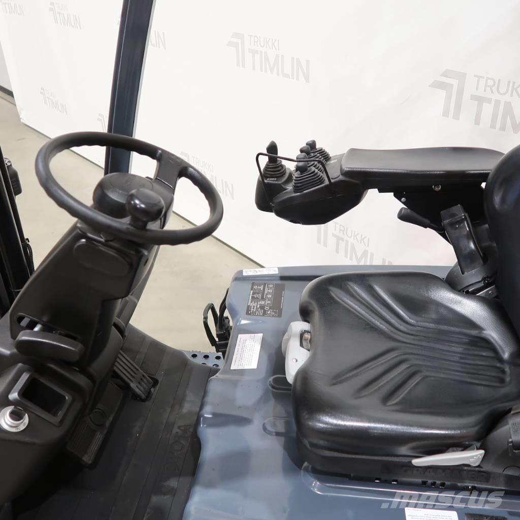 Toyota 8FBE20T Elektriniai šakiniai krautuvai