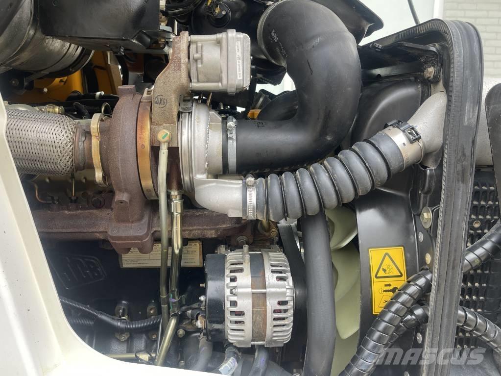 JCB 3 CX    2019 Ekskavatoriniai krautuvai