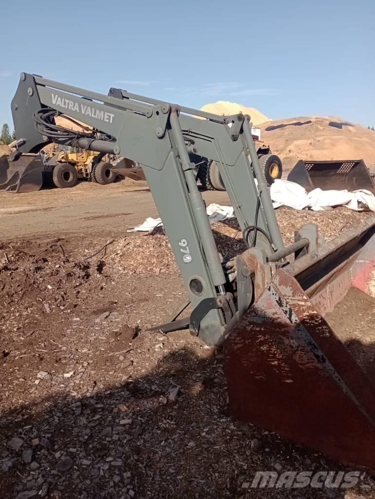 Valtra 8950 Hitec Traktoriai