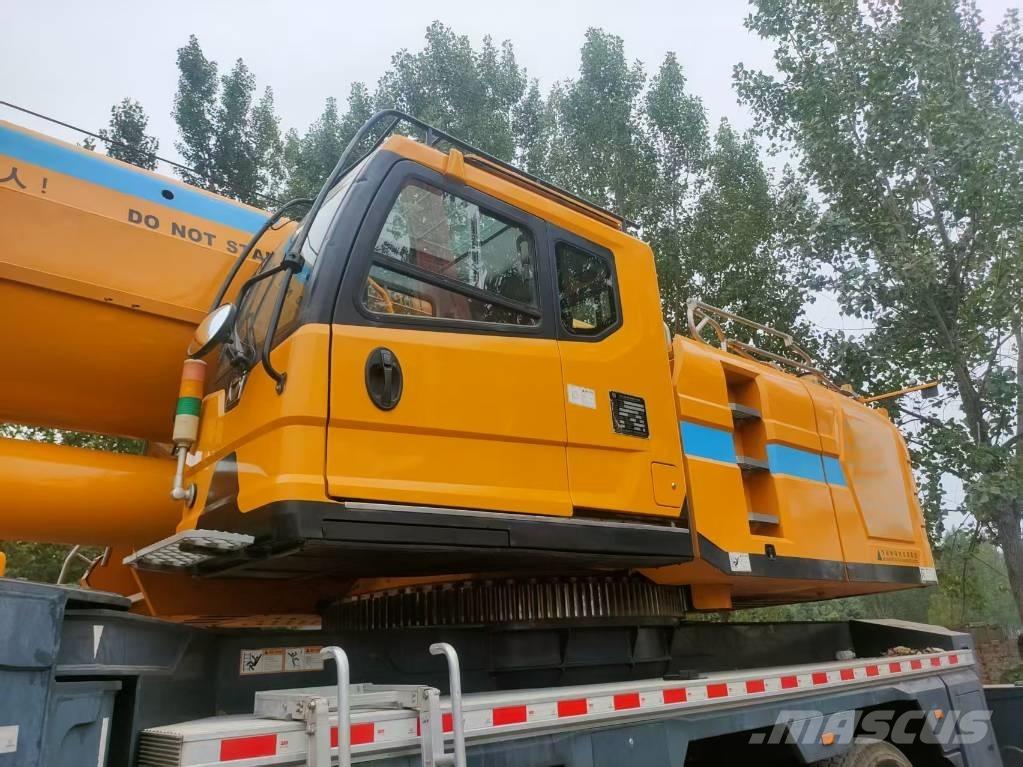 XCMG XCT130 Visureigiai kranai