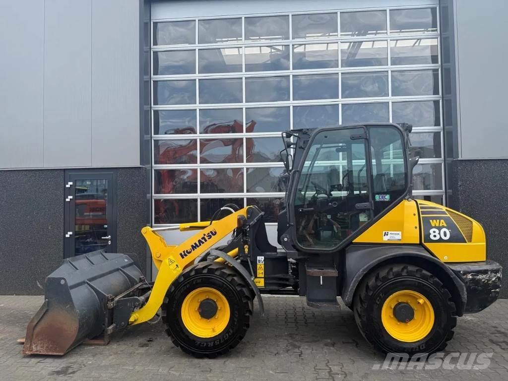 Komatsu WA80-6 Naudoti ratiniai krautuvai