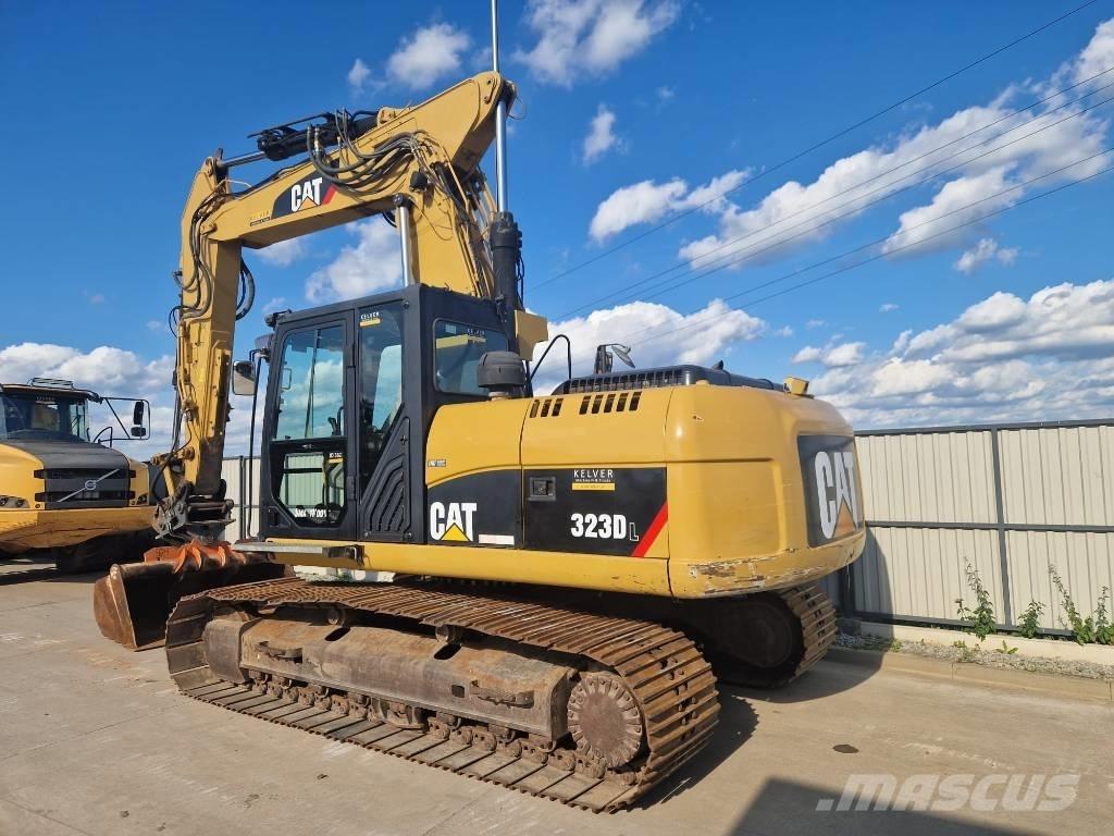 CAT 323D LRR * 2011r. * Vikšriniai ekskavatoriai