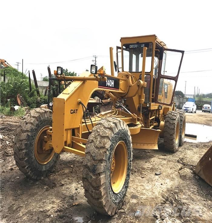 CAT 140 H Greideriai