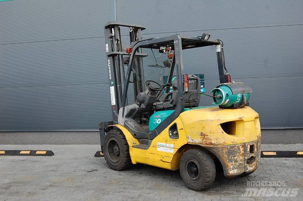 Komatsu FG30C-16 Šakiniai krautuvai - Kita
