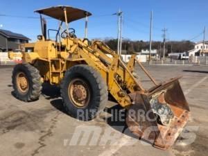 CAT 910 Naudoti ratiniai krautuvai
