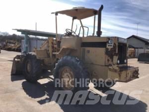 CAT 910 Naudoti ratiniai krautuvai