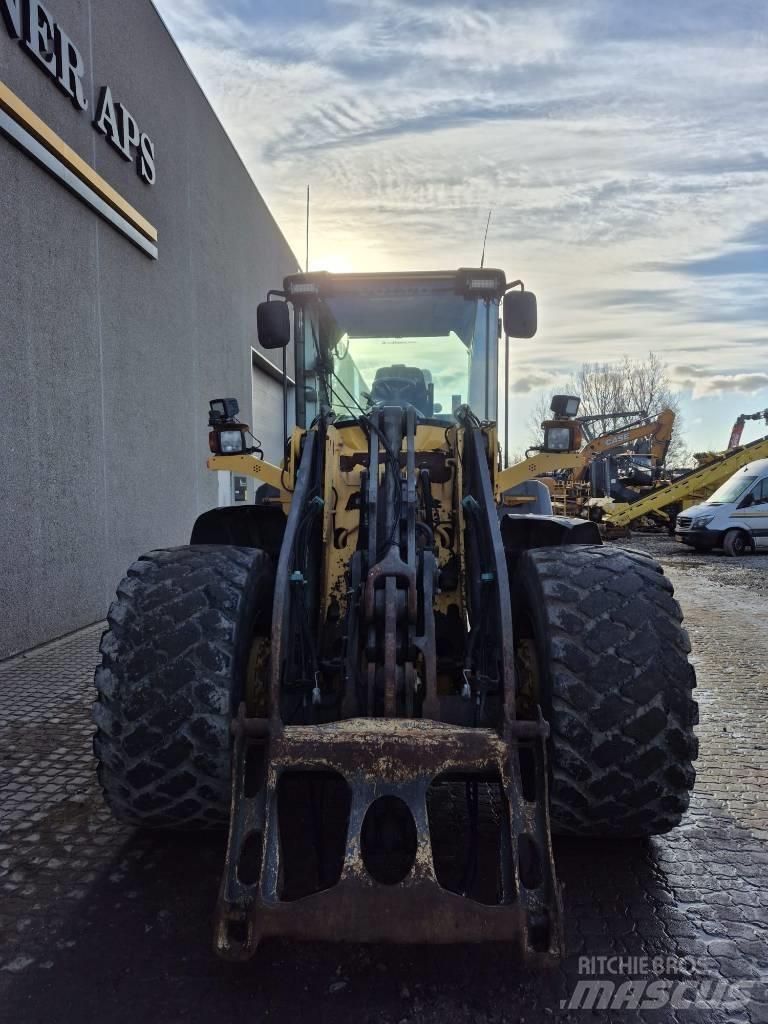 Volvo L 90 G Naudoti ratiniai krautuvai