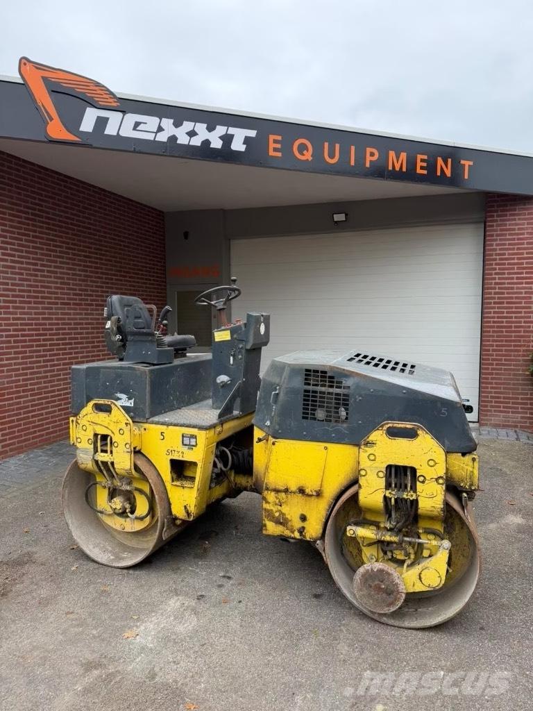Bomag BW 135 AD Porinių būgnų volai
