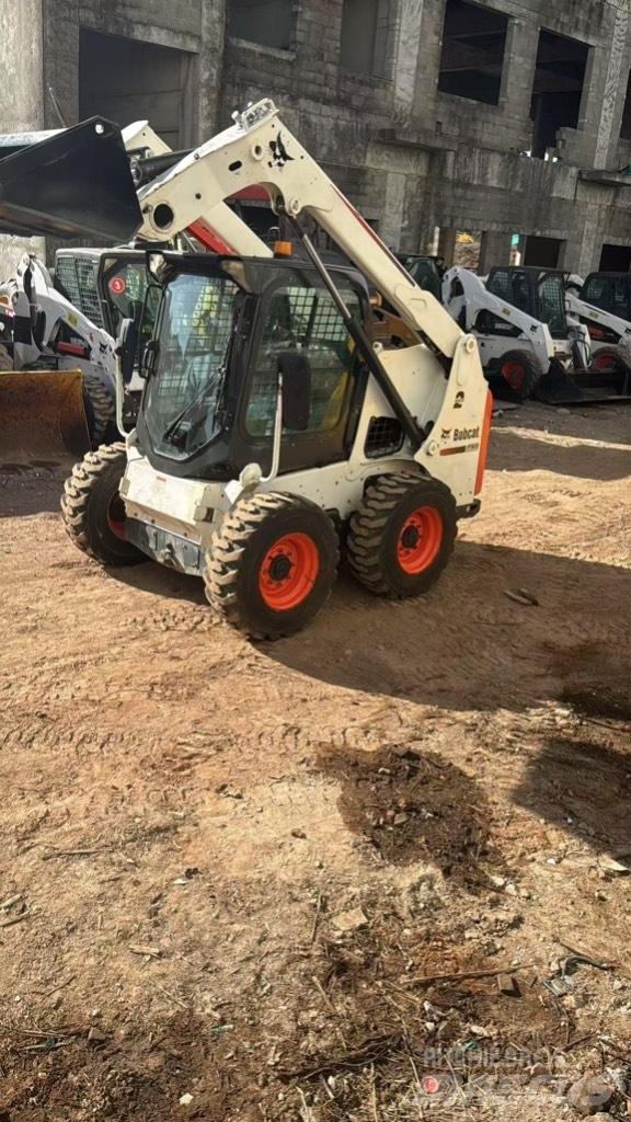 Bobcat S 630 Krautuvai su šoniniu pasukimu