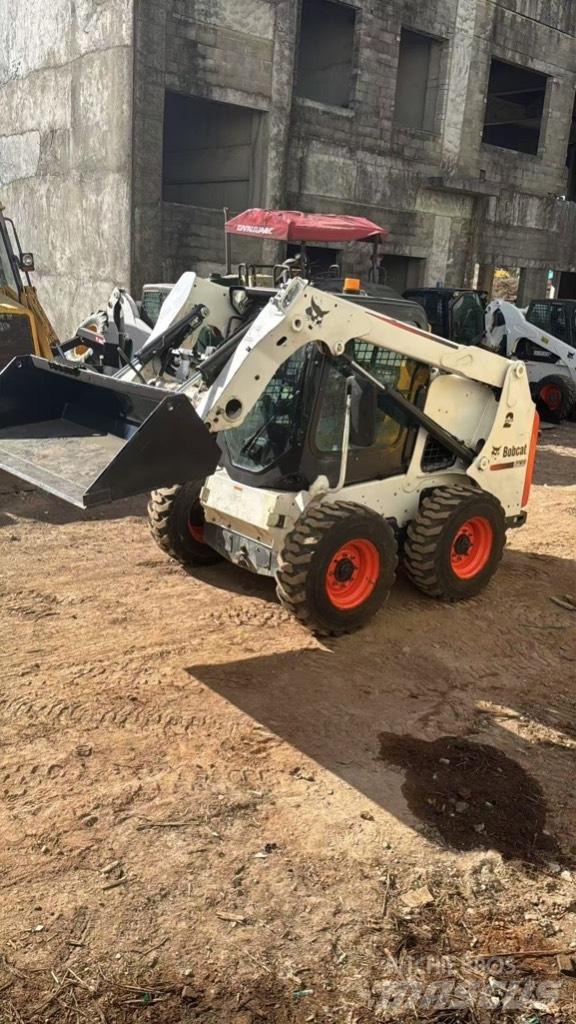 Bobcat S 630 Krautuvai su šoniniu pasukimu