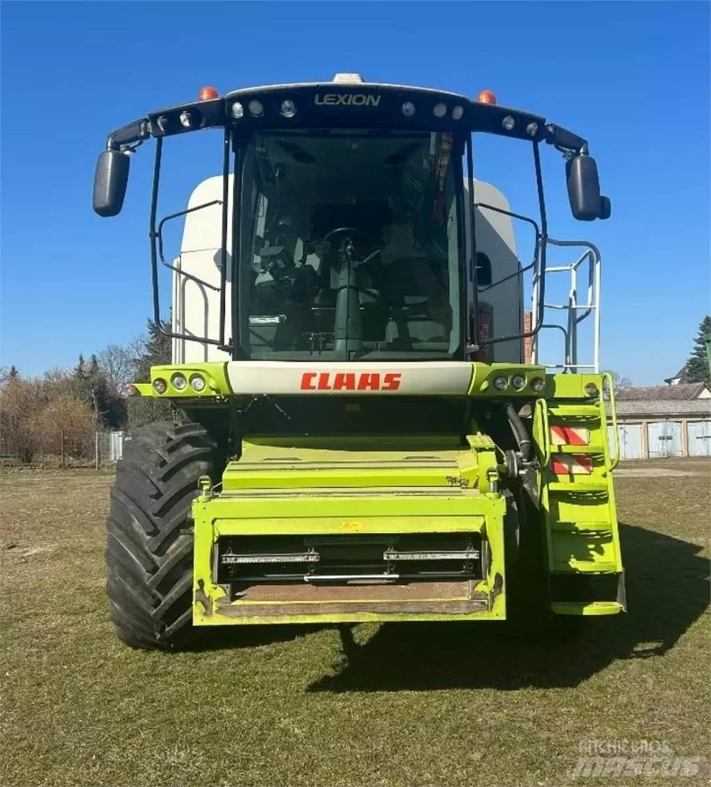 CLAAS Lexion 660 Derliaus nuėmimo kombainai