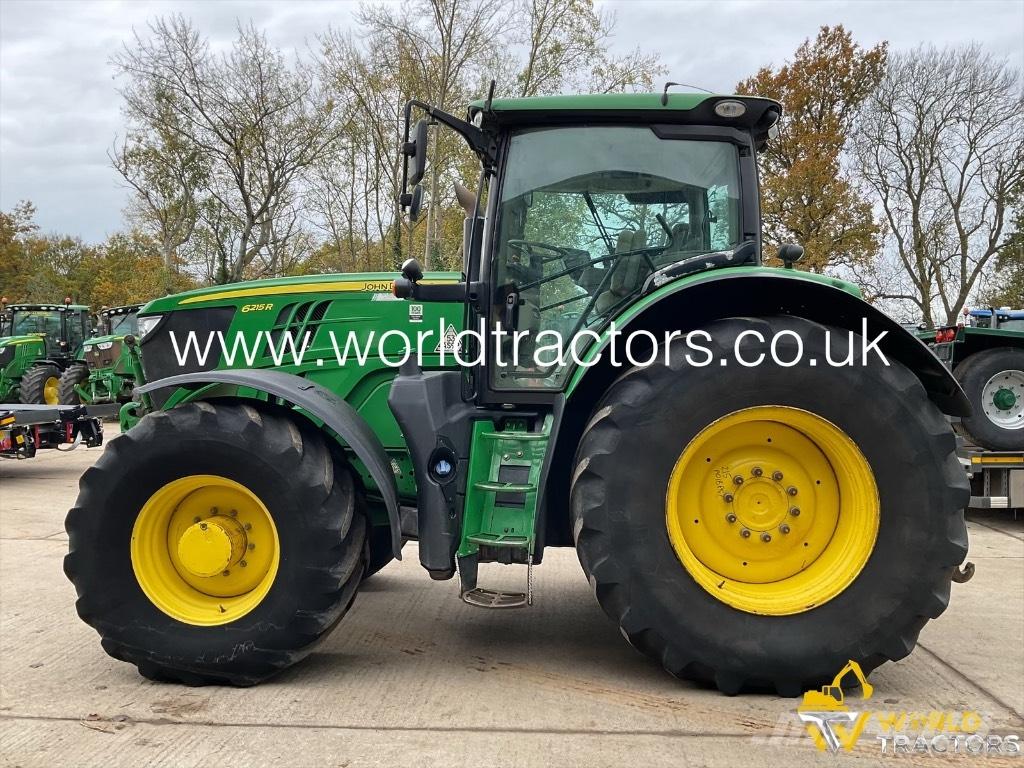 John Deere 6215 R Traktoriai