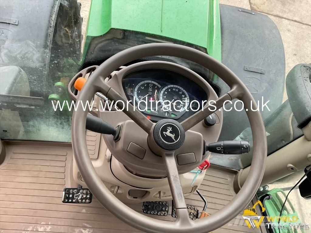 John Deere 6215 R Traktoriai