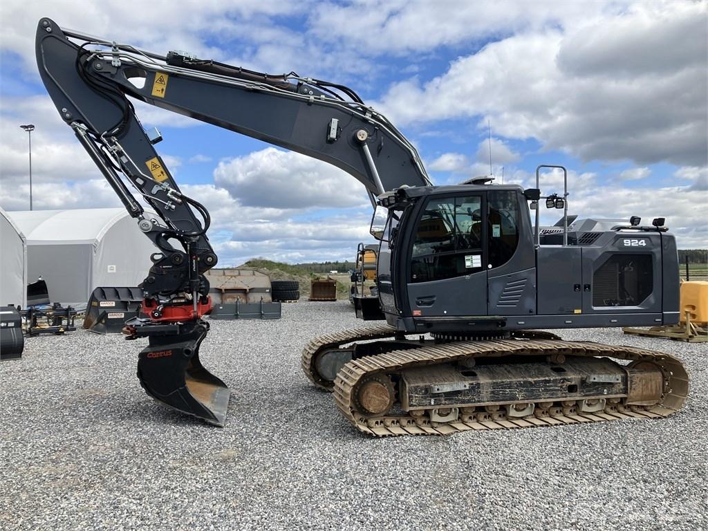 Liebherr R924 Vikšriniai ekskavatoriai