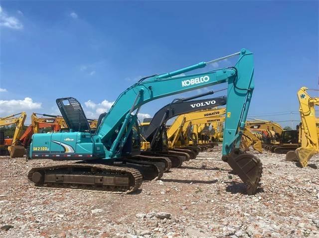 Kobelco SK210D Vikšriniai ekskavatoriai